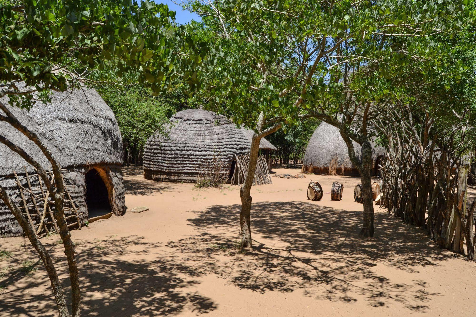 Gooderson Dumazulu Lodge Глуглуве Екстер'єр фото