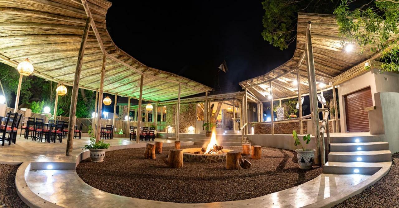Gooderson Dumazulu Lodge Глуглуве Екстер'єр фото